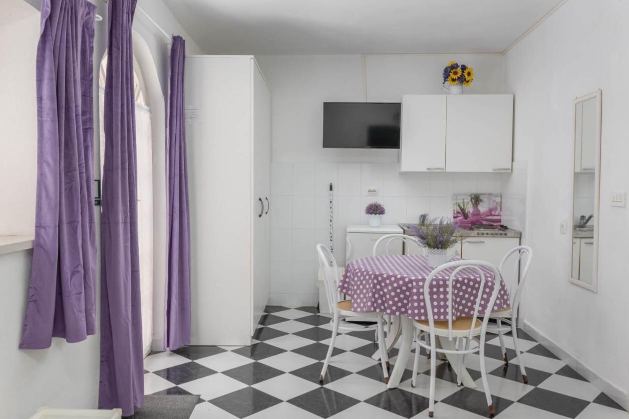 Apartmani Marija Podgora Exterior foto